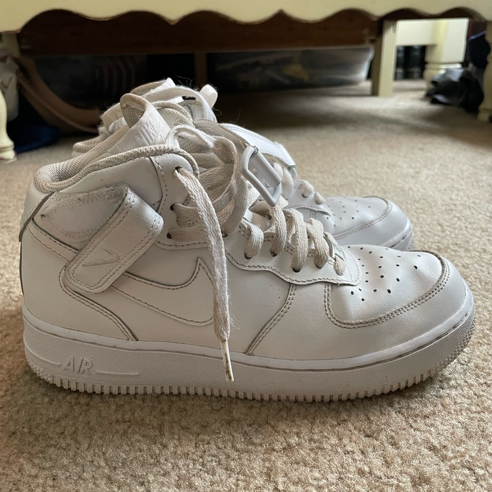 Nike Air Force 1 mids